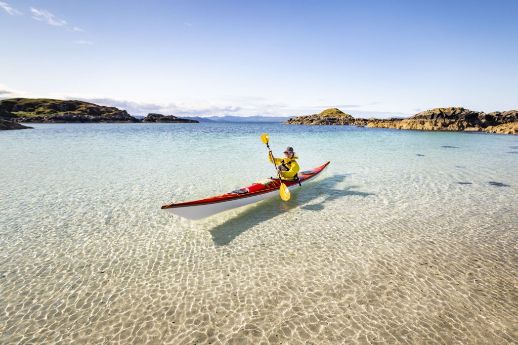sea kayaking arisaig